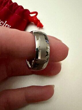 JVL Jewelry Tungsten Wedding Band in Size 8.5